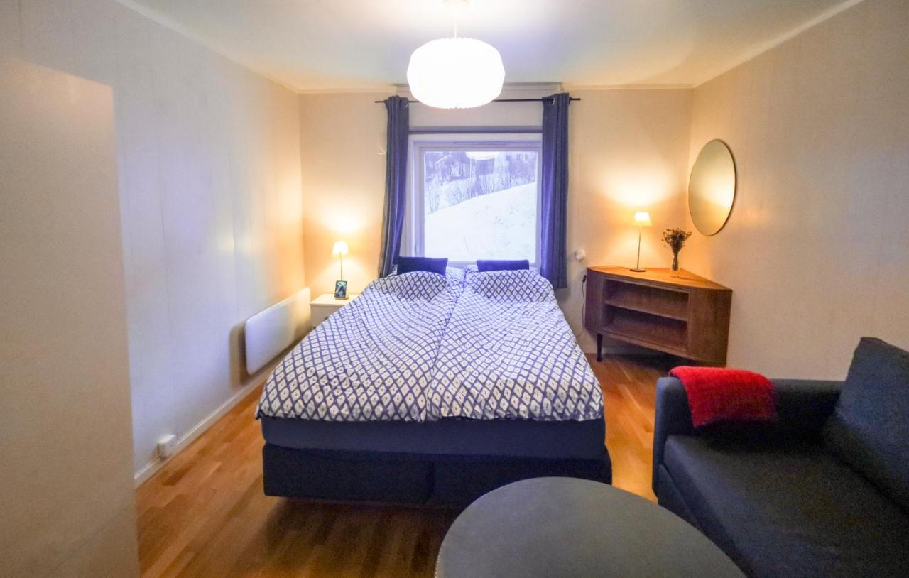 Vacation Home In Fjordgard With Views Of Segla And The Fjord 外观 照片